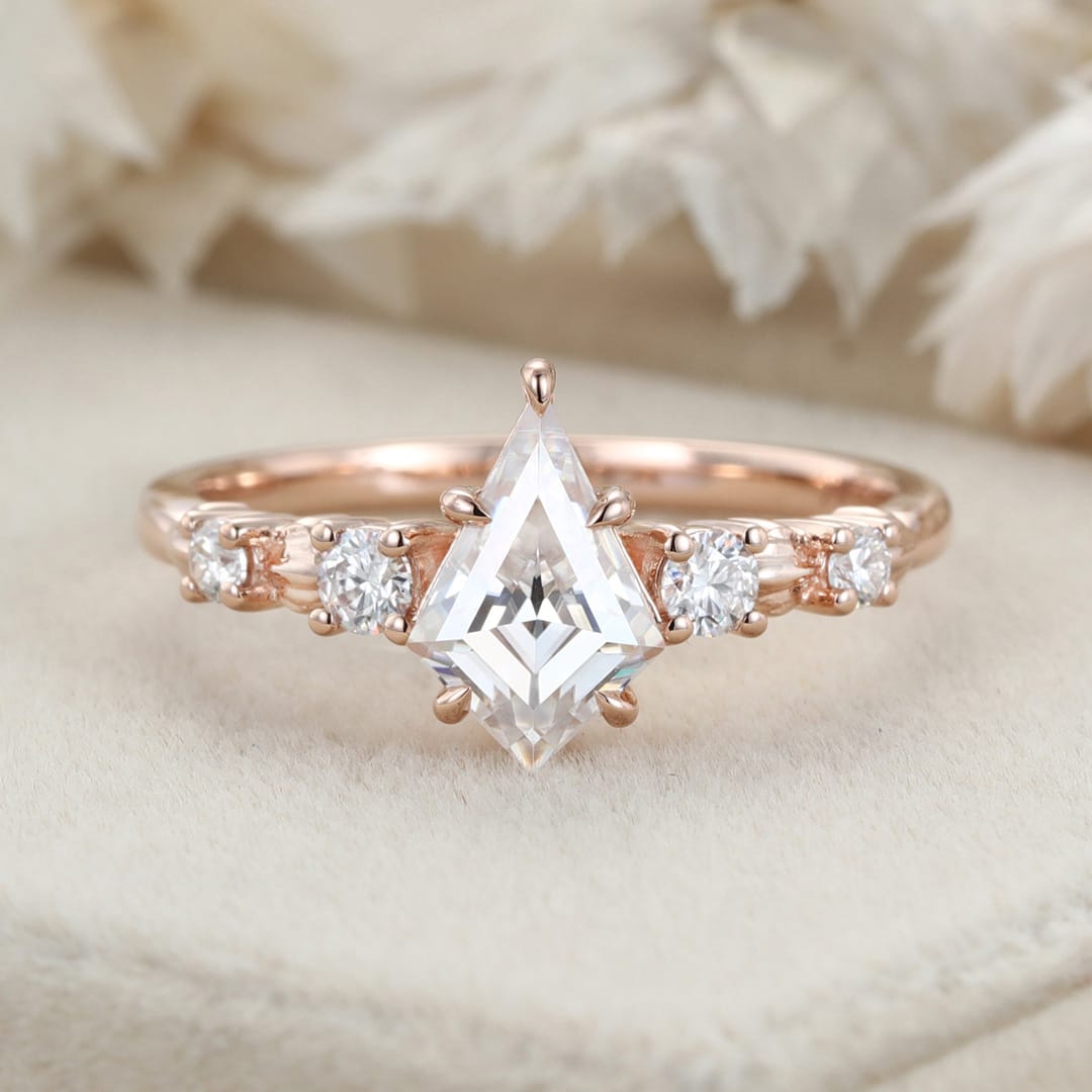 1 CT Kite Cut Moissanite Engagement Ring Vintage Rose gold Diamond Engagement Ring Promise Ring Wedding Ring Gifts For Her