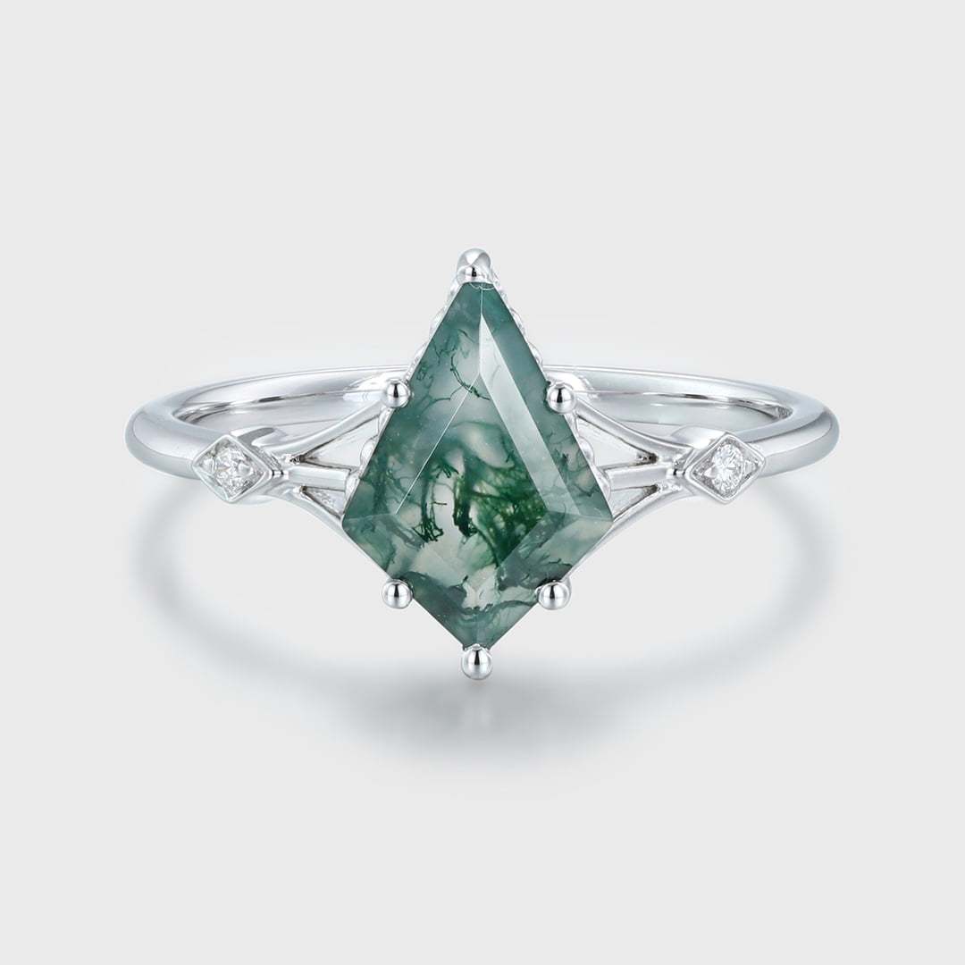 10x7mm Kite cut Moss Agate engagement ring in 14K White Gold