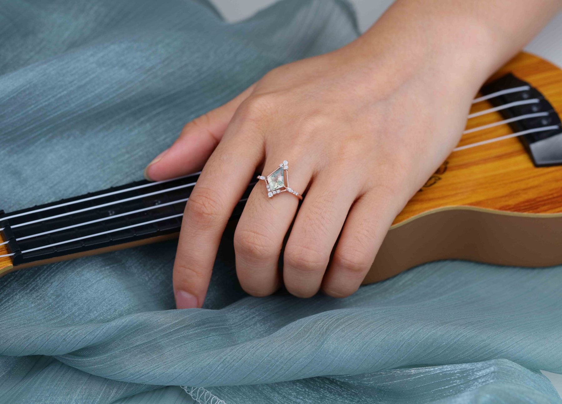 14K Rose Gold Ring Kite Cut Natural Moss Agate Engagement Ring Vintage Marquise Moissanite Ring Women's Anniversary ring for her