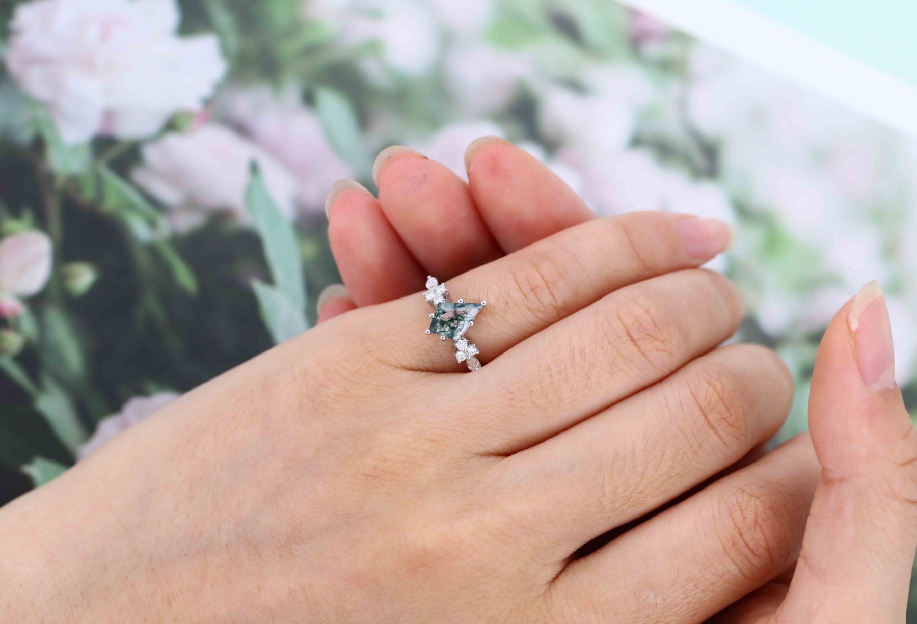 14k White gold Vintage kite cut Moss Agaet engagement ring marquise cut diamond ring for women unique bridal wedding Anniversary gifts ring