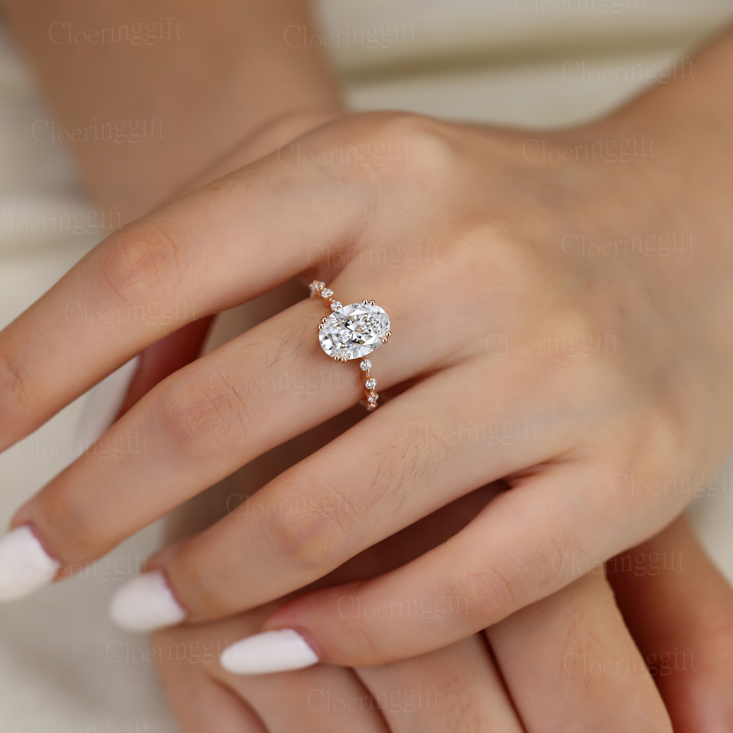2.0Ct Oval Cut Lab Grown Diamond Engagement Ring Side Round Diamonds Wedding Ring For Her