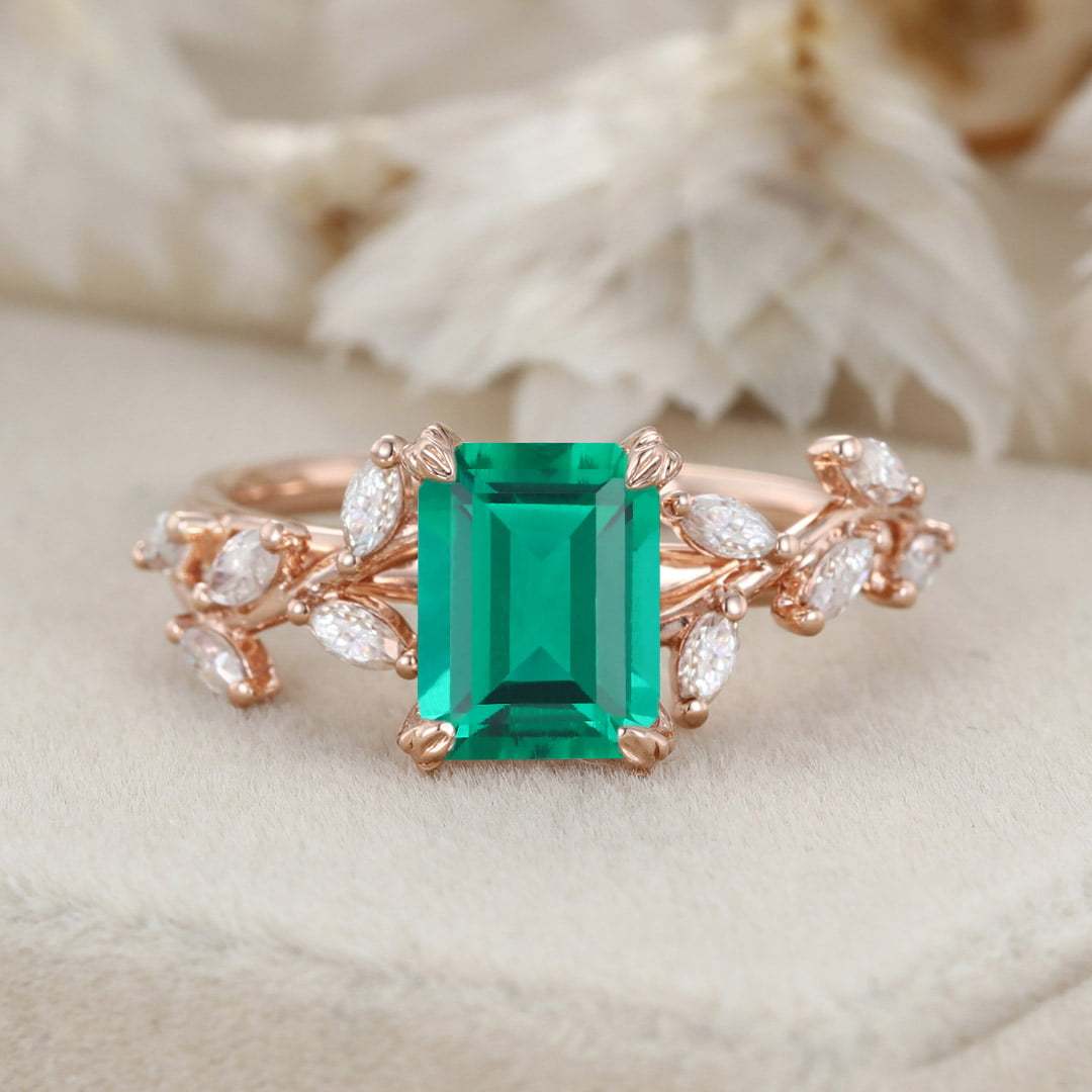 2 Carat 8x6mm Emerald Cut Lab-Grown Emerald Engagement ring 14K Solid Gold Ring