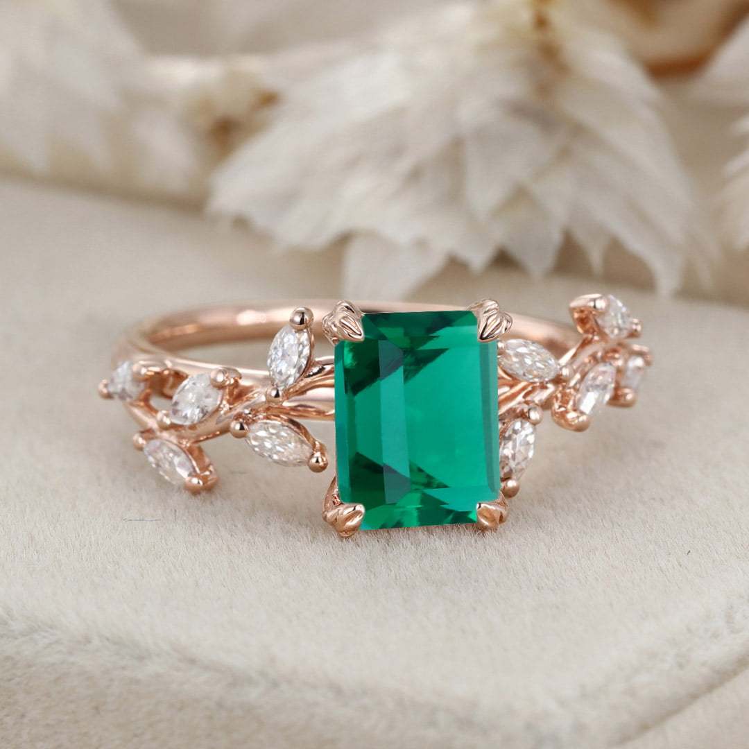 2 Carat 8x6mm Emerald Cut Lab-Grown Emerald Engagement ring 14K Solid Gold Ring