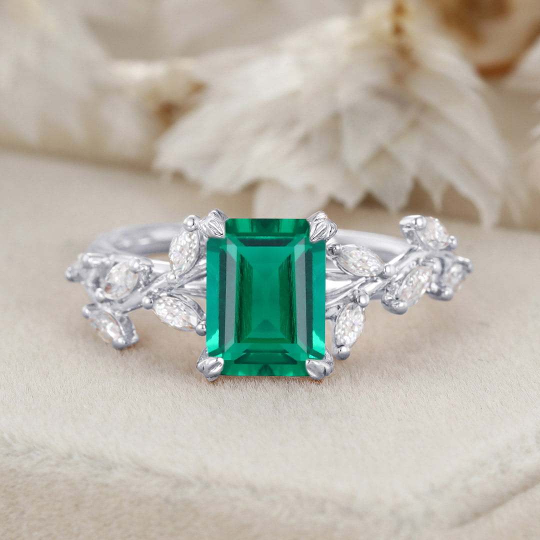 2 Carat 8x6mm Emerald Cut Lab-Grown Emerald Engagement ring 14K Solid Gold Ring