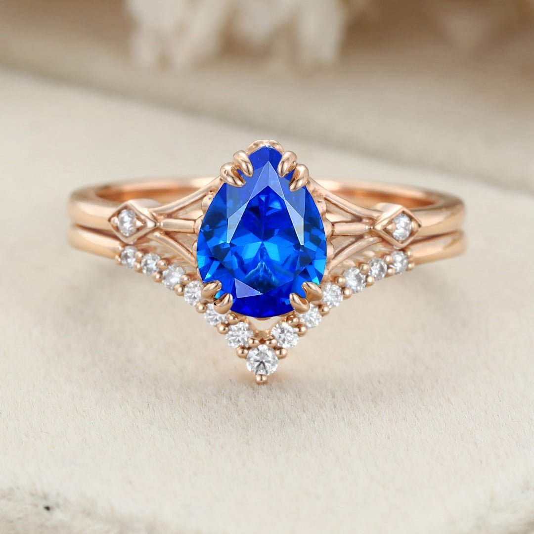 2pcs Pear shaped Sapphire engagement ring set Rose gold Unique Cluster Diamond Moissanite engagement ring women Vintage wedding ring