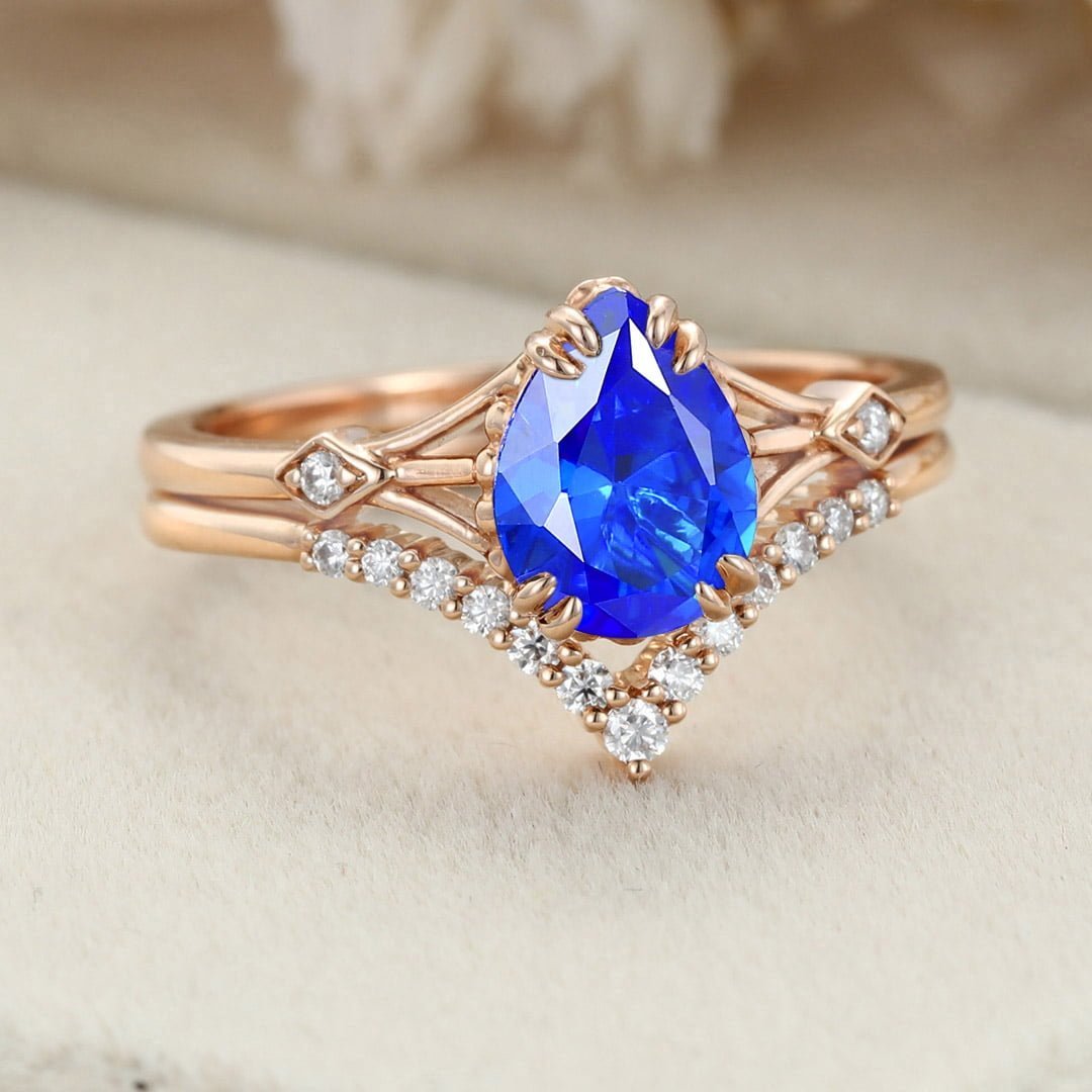 2pcs Pear shaped Sapphire engagement ring set Rose gold Unique Cluster Diamond Moissanite engagement ring women Vintage wedding ring