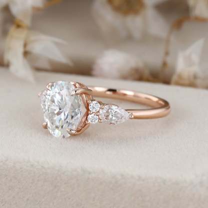 14K Rose Gold 7*9mm 2 Carat Oval Cut Moissanite Ring