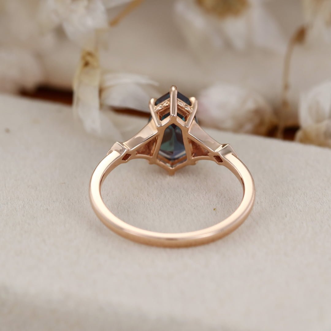 7x10mm Shield Shape Lab Alexandrite engagement ring Unique Simple Rose gold Moissanite engagement ring Bridal promise Anniversary gift ring