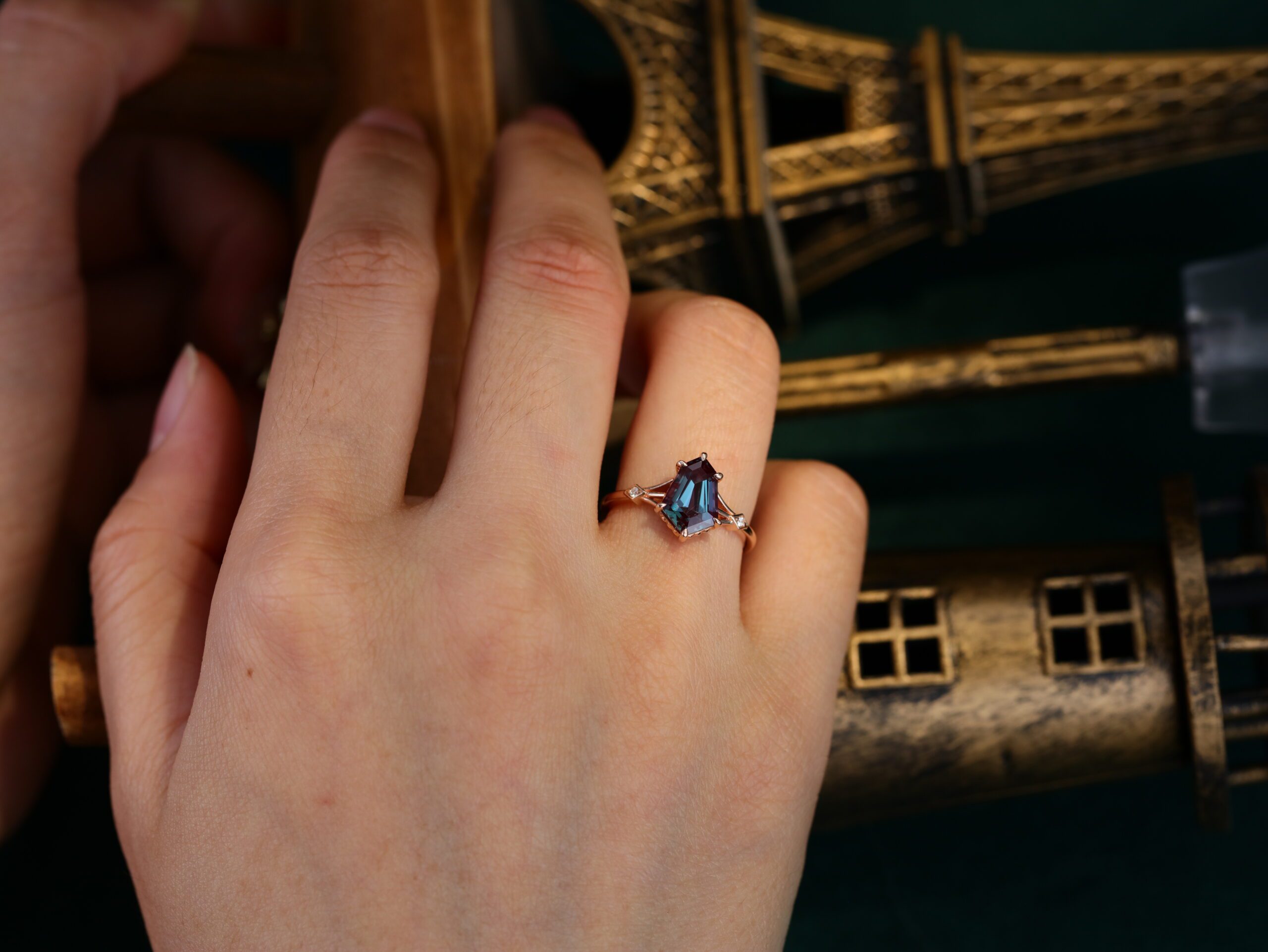 7x10mm Shield Shape Lab Alexandrite engagement ring Unique Simple Rose gold Moissanite engagement ring Bridal promise Anniversary gift ring