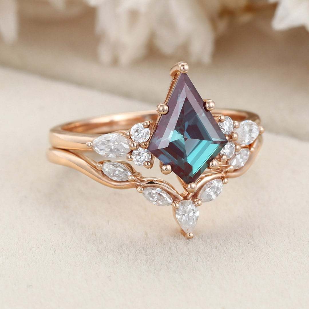 Kite Cut Alexandrte engagement Ring Set Rose gold Marquise Moissanite Wedding Band ring Wedding promise Anniversary gift for her