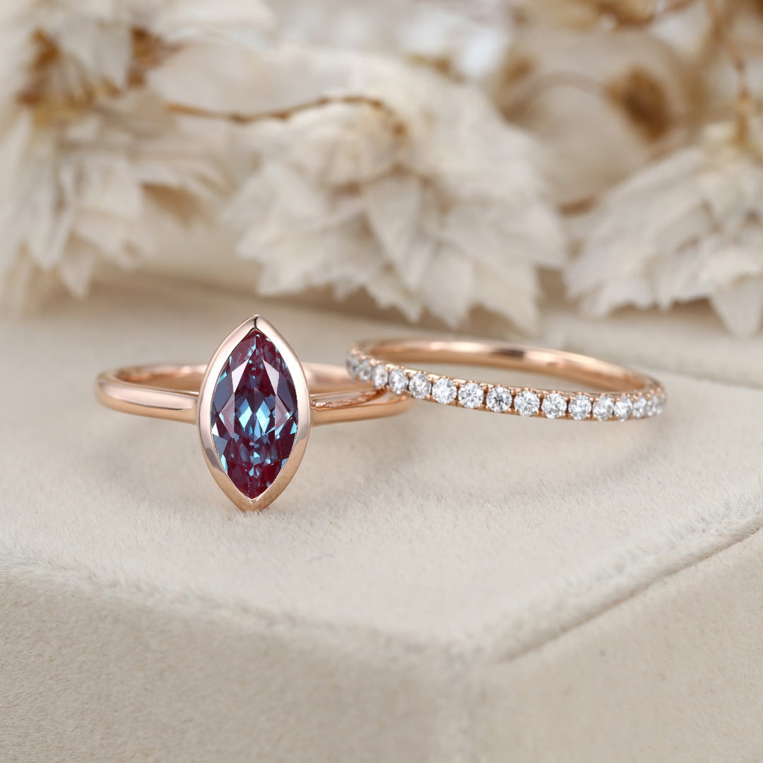 Art Deco Bridal Ring Set Solitaire 1.0CT Marquise Cut Alexandrite Engagement Ring Set Half Eternity Diamond Wedding Bands