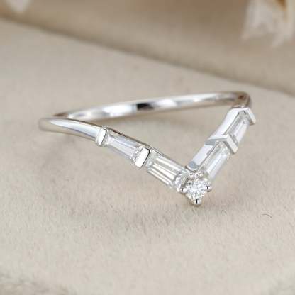 Curved wedding band women vintage Baguette 14K White gold Moissanite Diamond wedding band unique Bridal Stacking promise anniversary gift