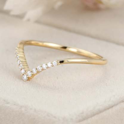 Diamond Wedding band Curved Wedding Band Unique Yellow gold moissanite Wedding Band vintage Stacking Matching ring Bridal promise gift for her