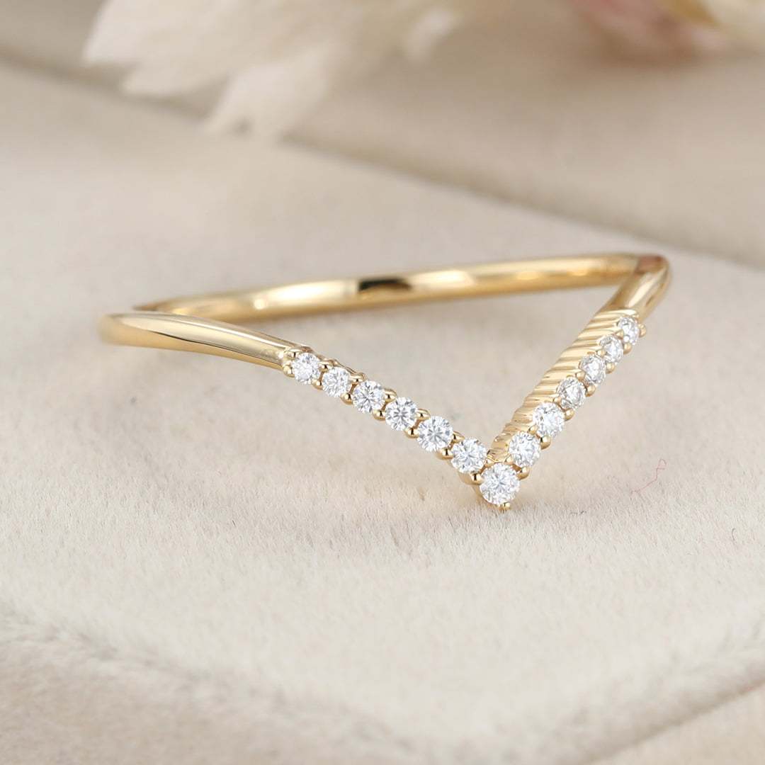 Diamond Wedding band Curved Wedding Band Unique Yellow gold moissanite Wedding Band vintage Stacking Matching ring Bridal promise gift for her