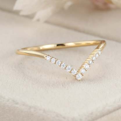 Diamond Wedding band Curved Wedding Band Unique Yellow gold moissanite Wedding Band vintage Stacking Matching ring Bridal promise gift for her