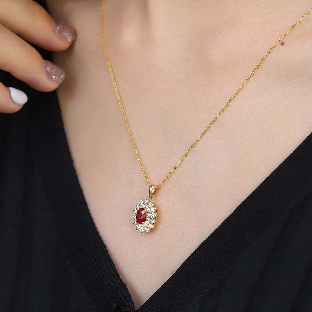Diamond and Ruby halo pendant necklace 18k Yellow gold