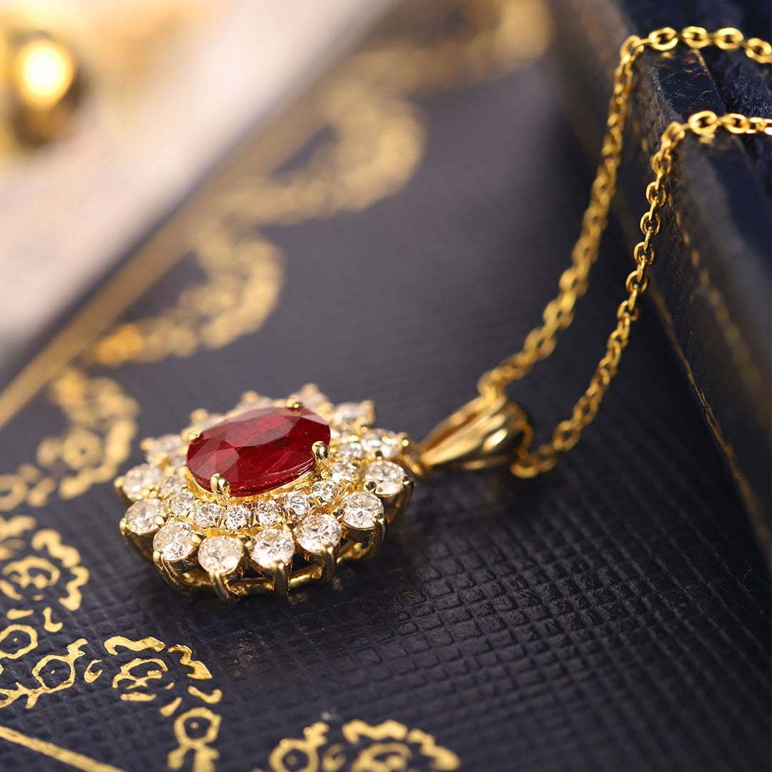 Diamond and Ruby halo pendant necklace 18k Yellow gold