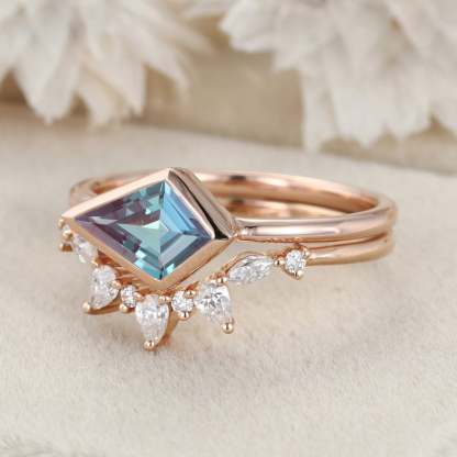East West Bezel Engagement Ring Kite Cut Bezel Alexandrite Ring Set 14K Rose Gold Diamond Wedding Ring