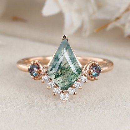 Kite Cut Moss Agate Engagement Ring Alexandrite Engagement Ring Vintage Solid Rose Gold Bridal Ring For Women Art Deco Anniversary gift Ring