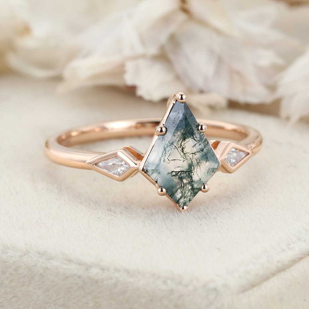 Kite Cut Natural Moss Agate Engagement Ring Unique Kite Cut Bezel Set Moissanite Wedding Ring 14K Solid Gold Ring Bridal Promise Anniversary Gift