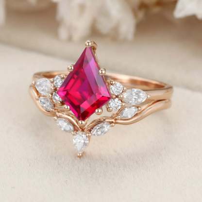 Kite cut Lab Ruby Engagement Ring Set Marquise Cut Moissanite Cluster Bridal Ring Unique Vintage Rose Gold Wedding Anniversary Ring Set