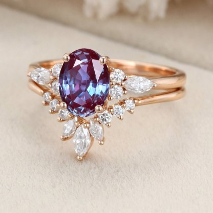 Oval Shaped Alexandrite Engagement Ring Set Vintage Rose Gold Moissanite Marquise ring Art Deco Wedding Set Bridal Anniversary promise ring