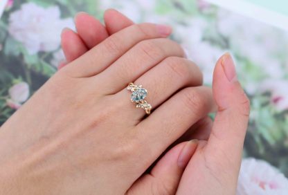 Oval Shaped Natural Moss Agate Engagement Ring Unique Yellow Gold Branch Design Solitaire Ring Vintage Leaf Wedding Ring Anniversary Gift ring