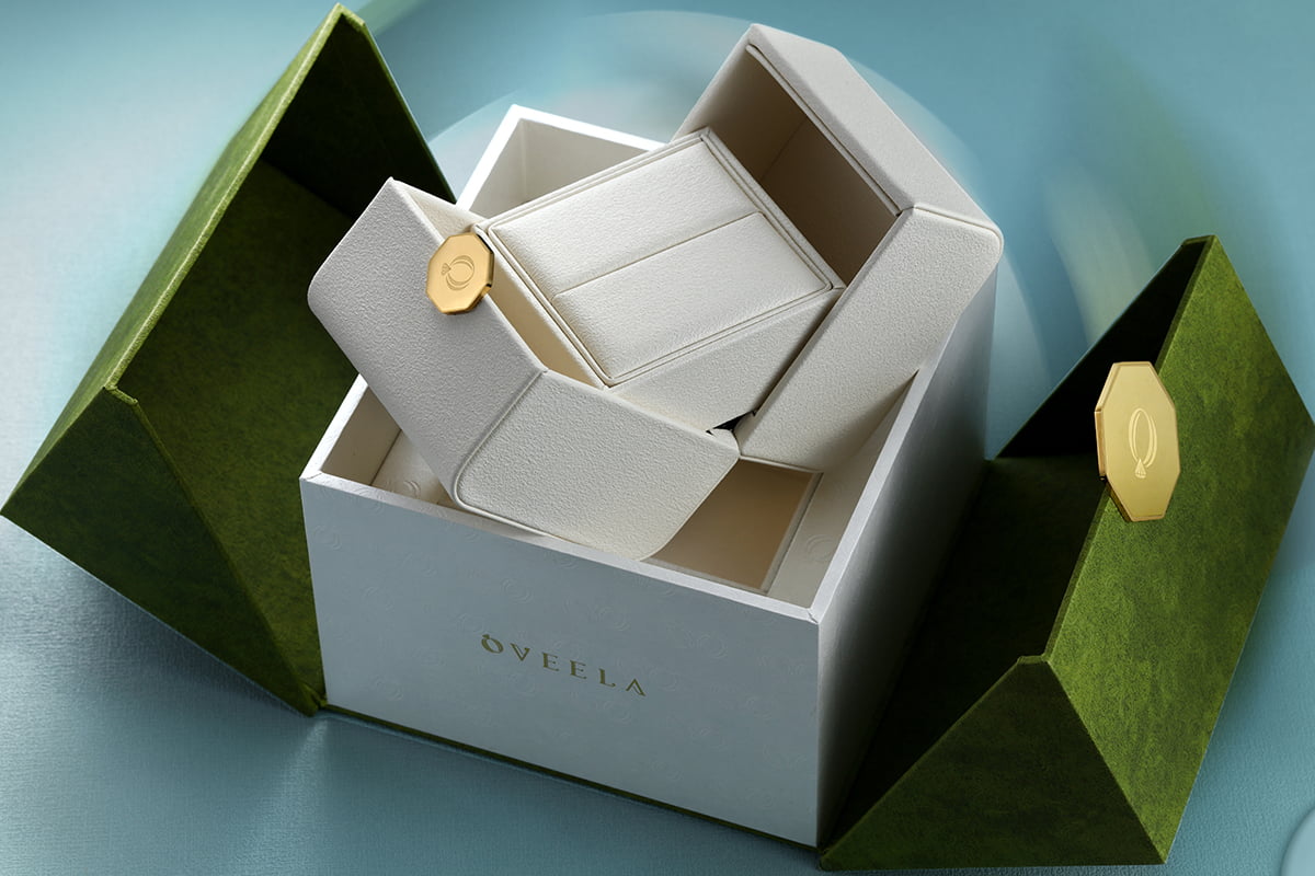 Oveela Luxury Gift Box