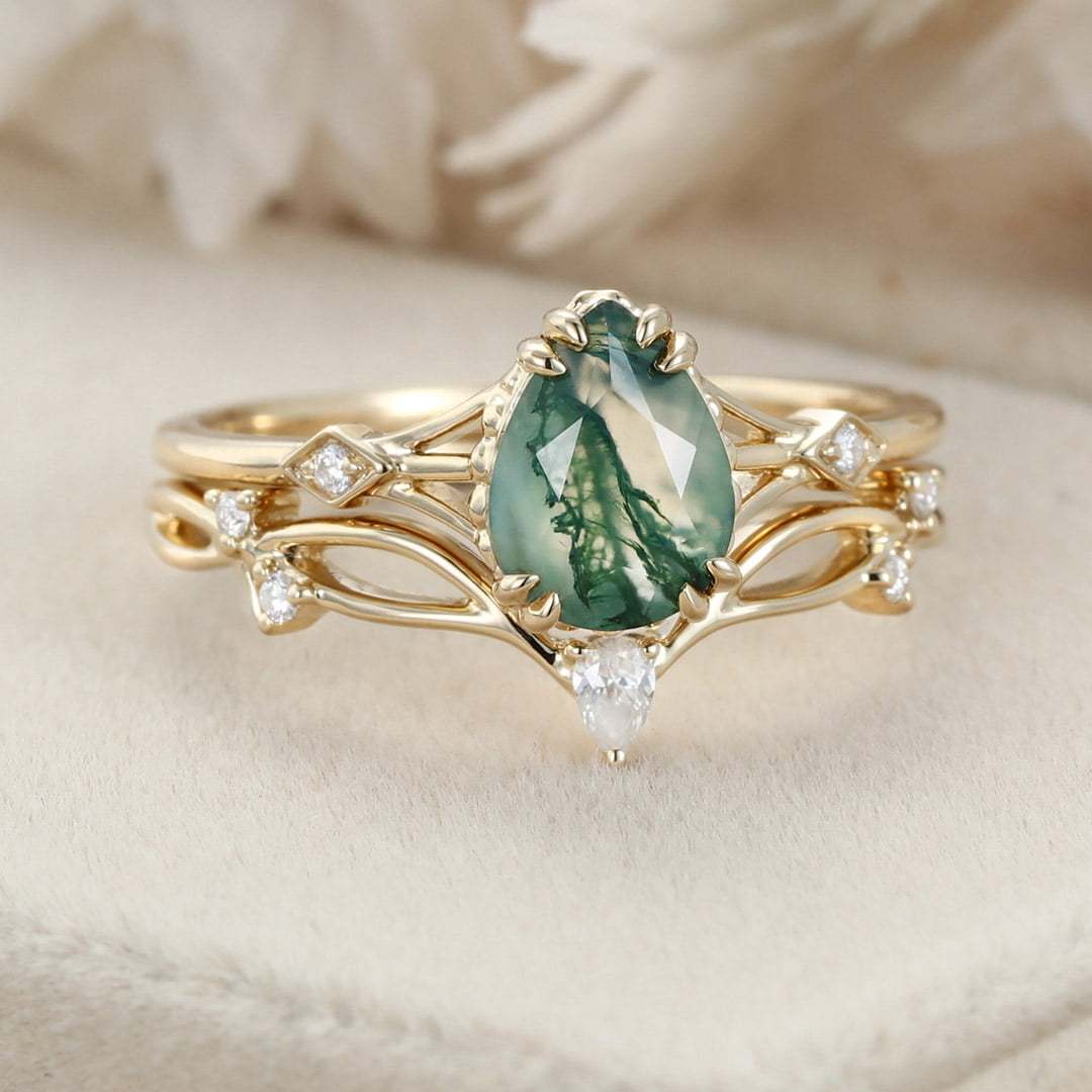 Pear cut Moss Agate engagement ring set unique engagement ring vintage Yellow gold women Curved Diamond wedding Bridal Anniversary gift ring