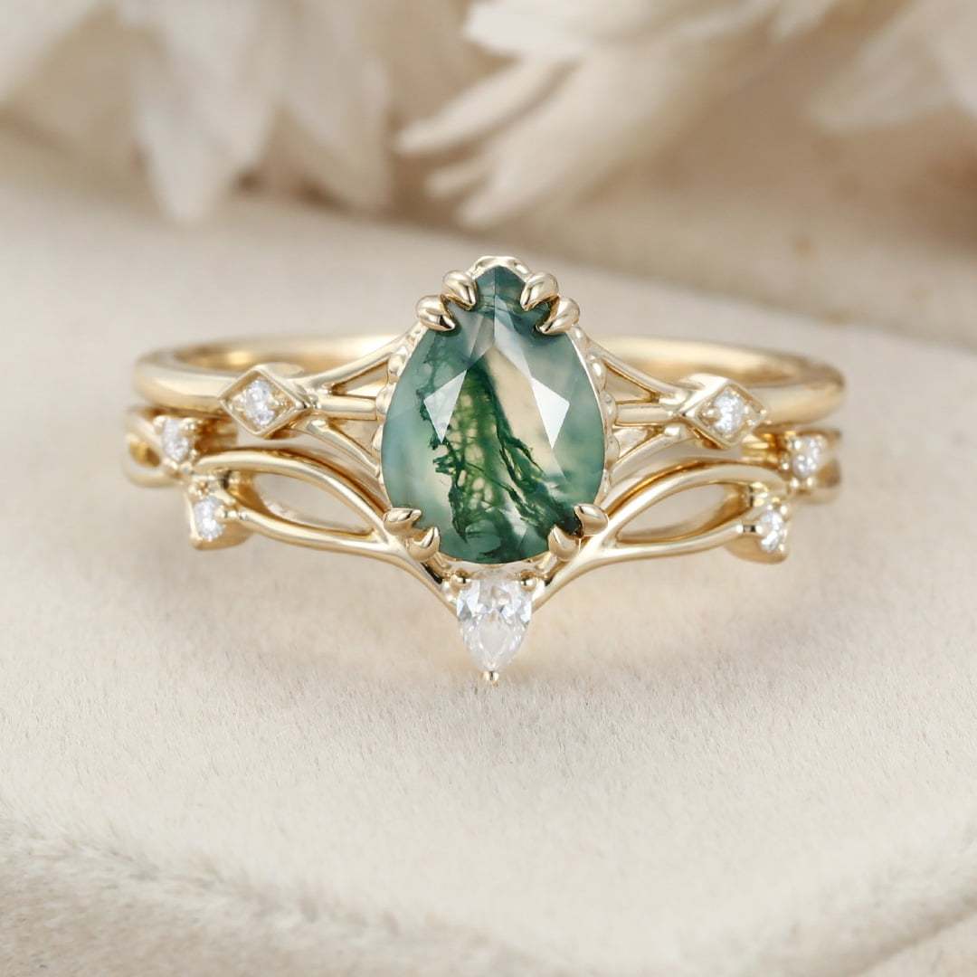 Pear cut Moss Agate engagement ring set unique engagement ring vintage Yellow gold women Curved Diamond wedding Bridal Anniversary gift ring