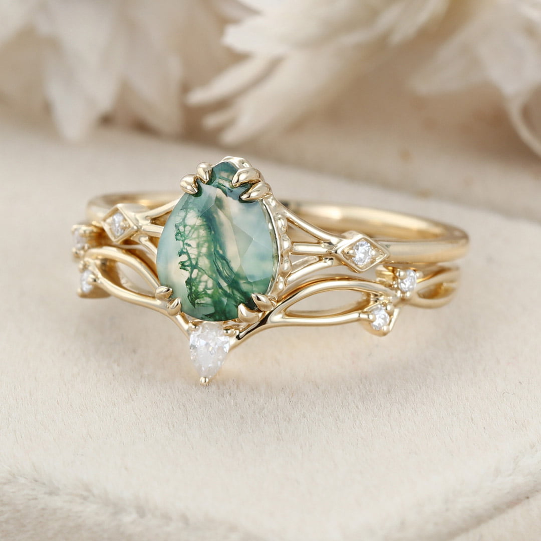 Pear cut Moss Agate engagement ring set unique engagement ring vintage Yellow gold women Curved Diamond wedding Bridal Anniversary gift ring