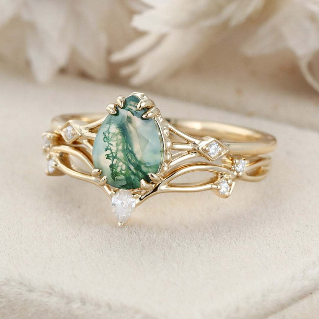 Pear cut Moss Agate engagement ring set unique engagement ring vintage Yellow gold women Curved Diamond wedding Bridal Anniversary gift ring