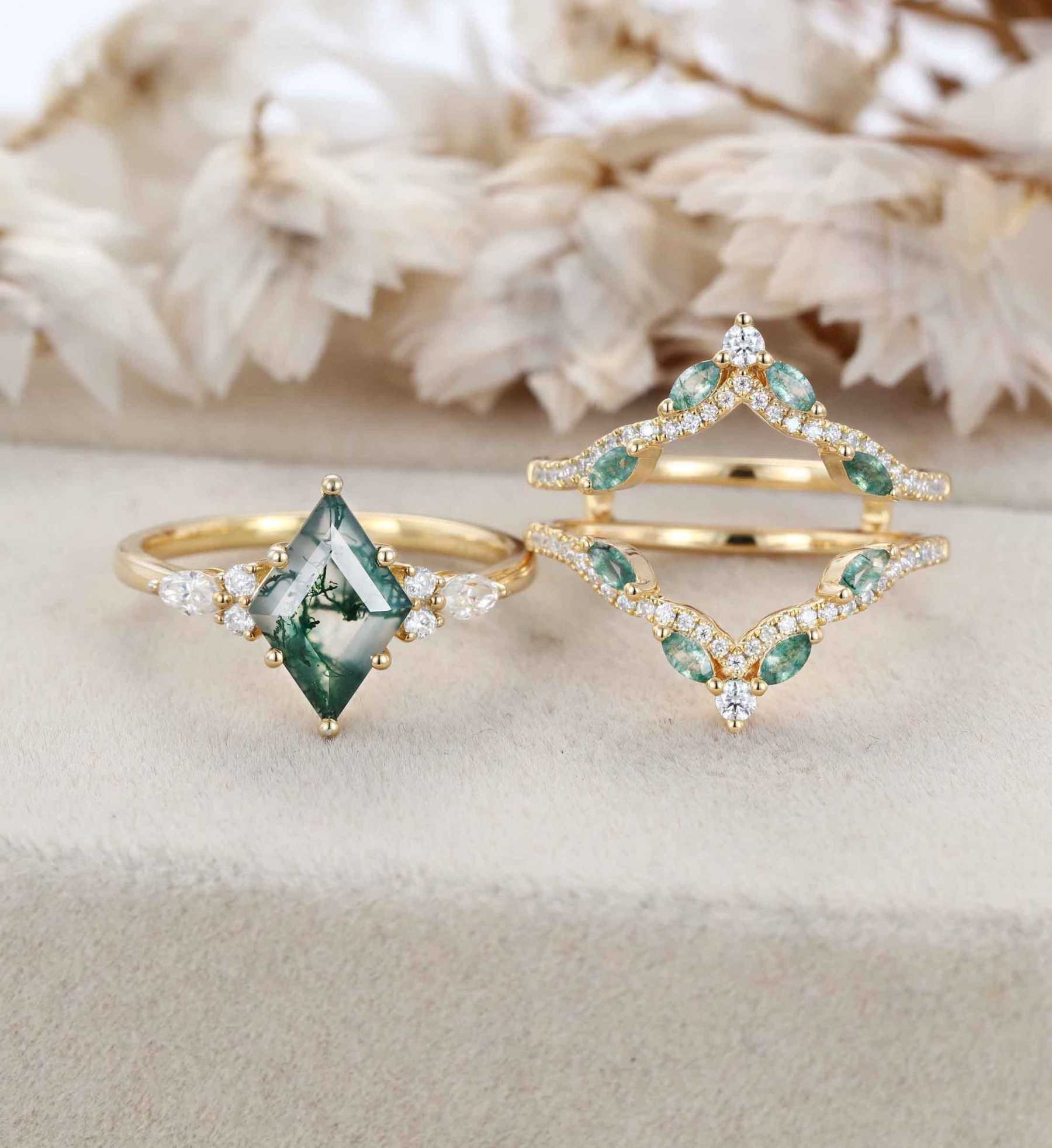 Rhombus Shaped Moss Agate Engagement Ring Set Vintage 14K Solid Gold Marquise Moss Agate engagement set Enhancer wedding ring set Anniversary gift