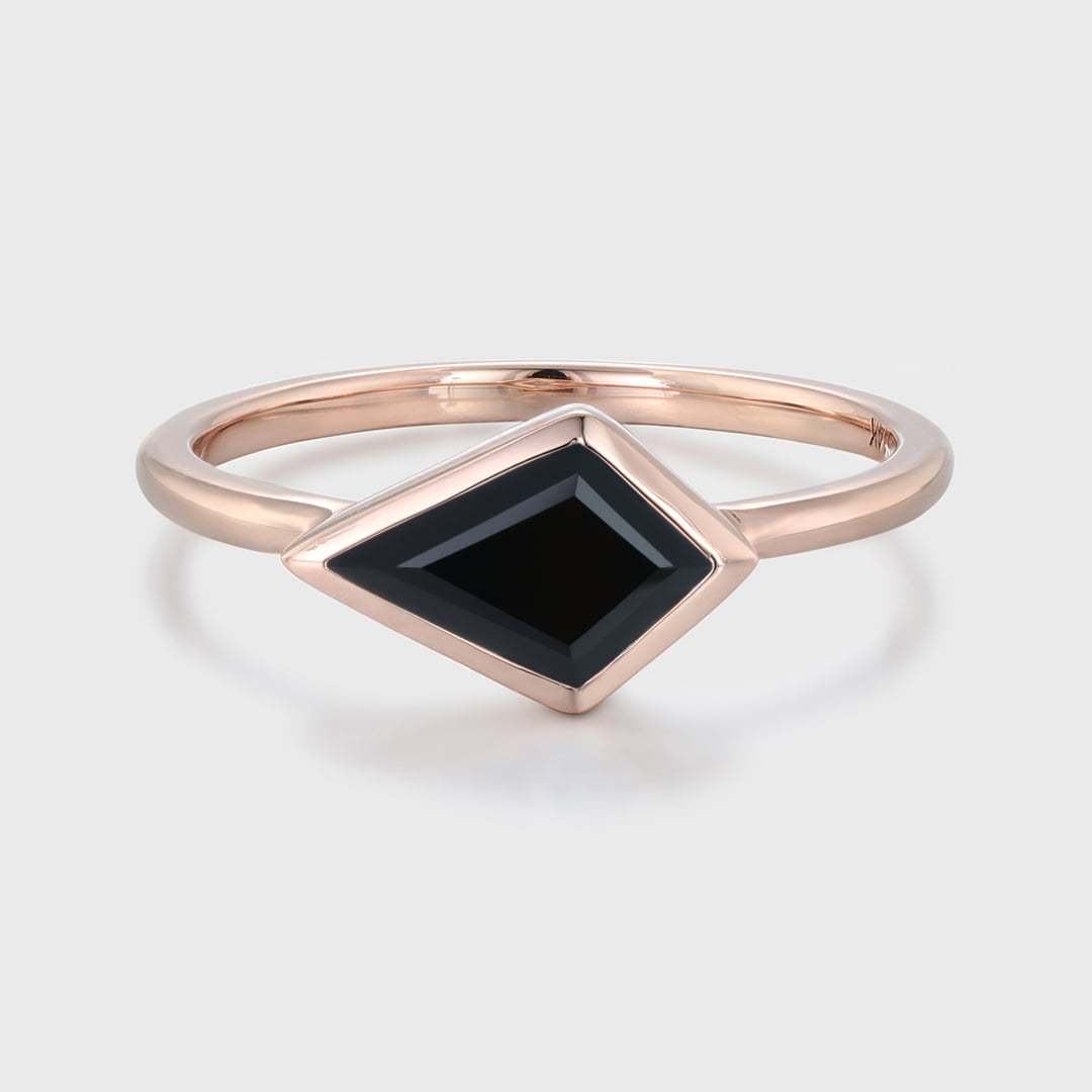 Rose Gold Black Onyx Engagement Ring Art Deco Minimalist Bezel Ring Kite Cut Gemstone East West Ring Simple Wedding Ring