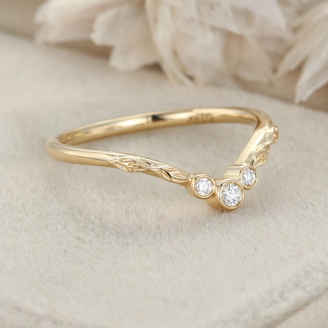 Three Stone Moissanite Wedding Band Yellow Gold Wedding Band Bezel Round Cut Diamond Band Unique Dainty Bridal Ring Marriage Ring