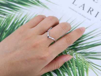 Unique Bridal Stacking Ring Curved Wedding Band Women Vintage Baguette 14K Solid Gold Moissanite Wedding Band Promise Anniversary Gift Ring