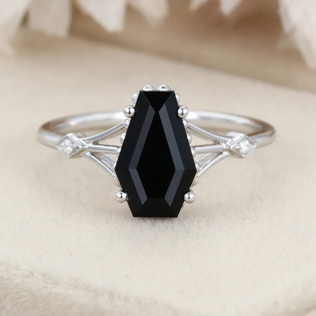 Unique Coffin Cut Black Onyx Engagement Ring In14k White Gold Vintage Art deco Promise Anniversary Ring