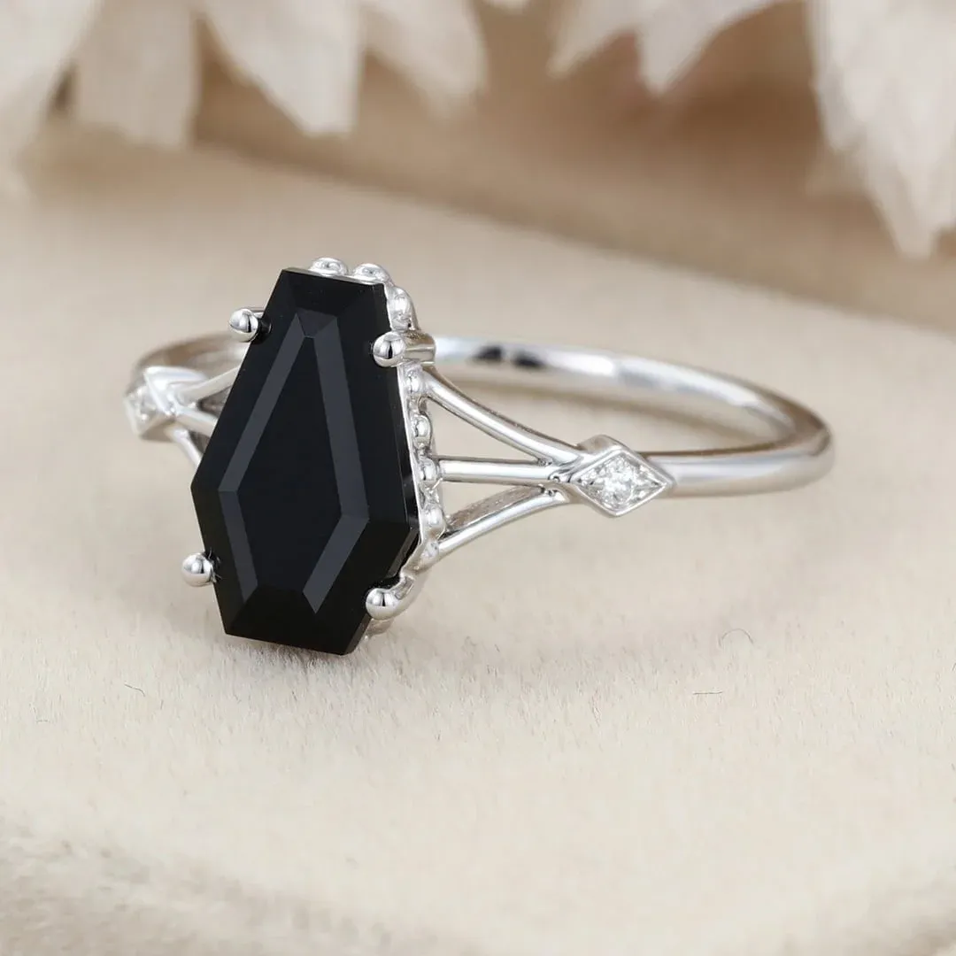 Unique Coffin Cut Black Onyx Engagement Ring In14k White Gold Vintage Art deco Promise Anniversary Ring