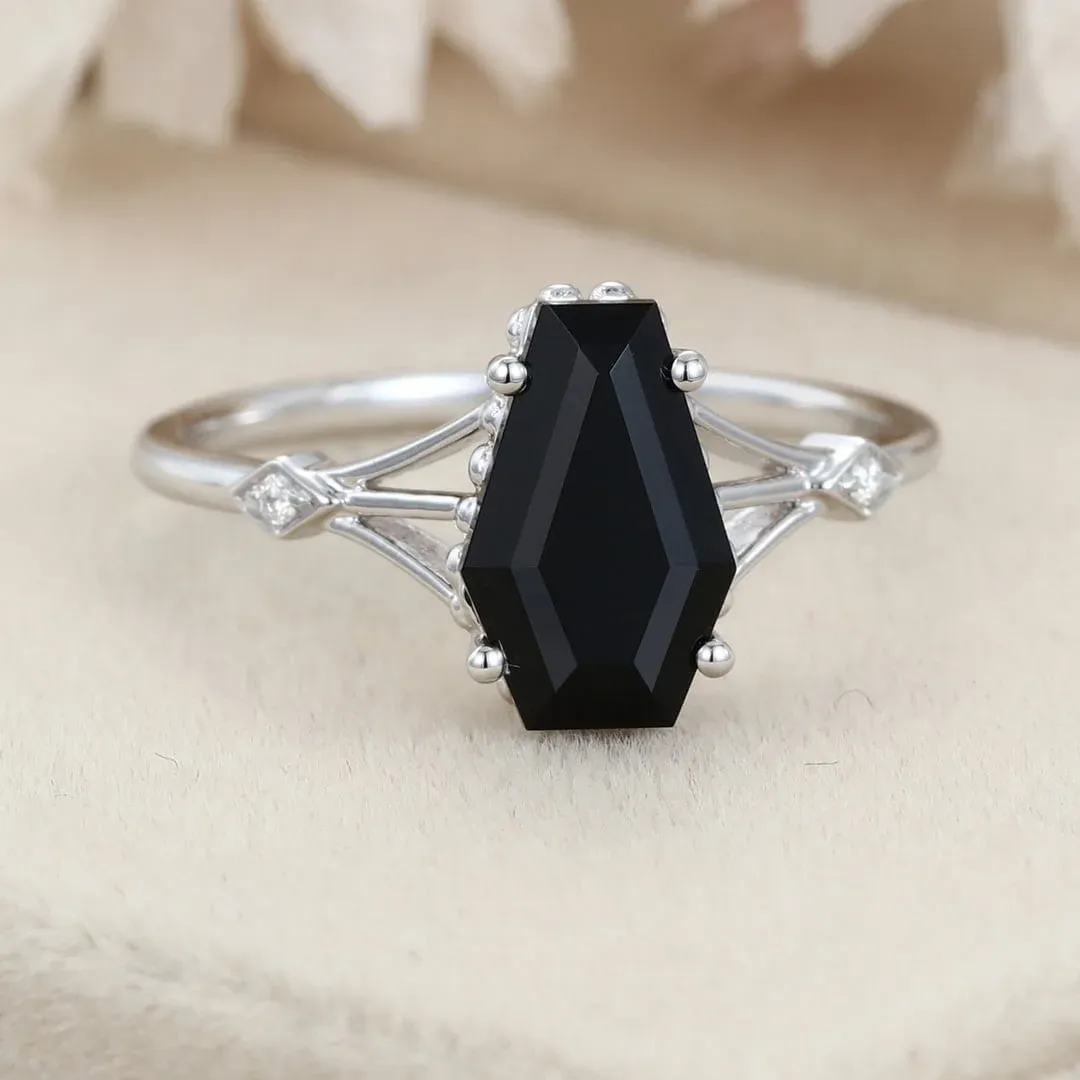 Unique Coffin Cut Black Onyx Engagement Ring In14k White Gold Vintage Art deco Promise Anniversary Ring