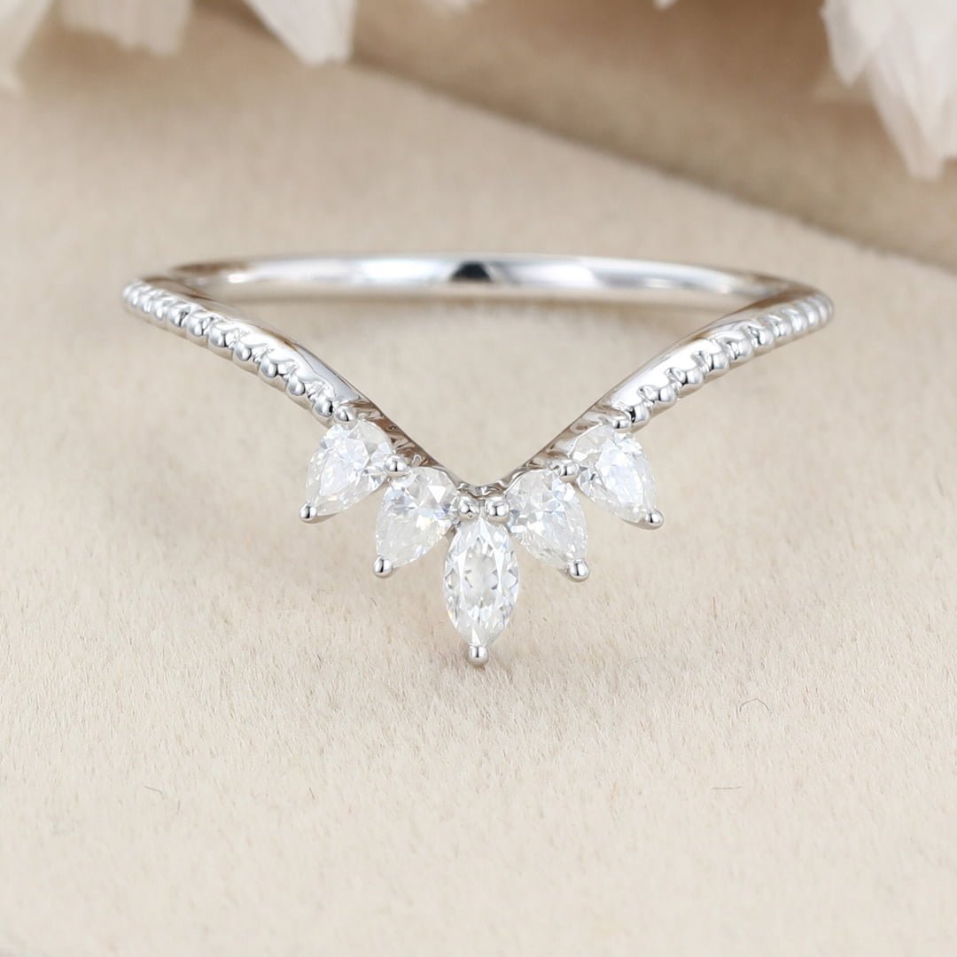 Unique Curved Wedding Ring Wedding Band 14K White Gold Moissanite Wedding Band Matching Band Bridal Promise Anniversary Gift for her