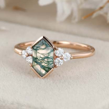 Unique Hexagon Cut Natural Moss Agate Ring Vintage 14K Rose Gold Gemstone Engagement Ring For Women Moissanite Cluster Art Deco Ring Gift