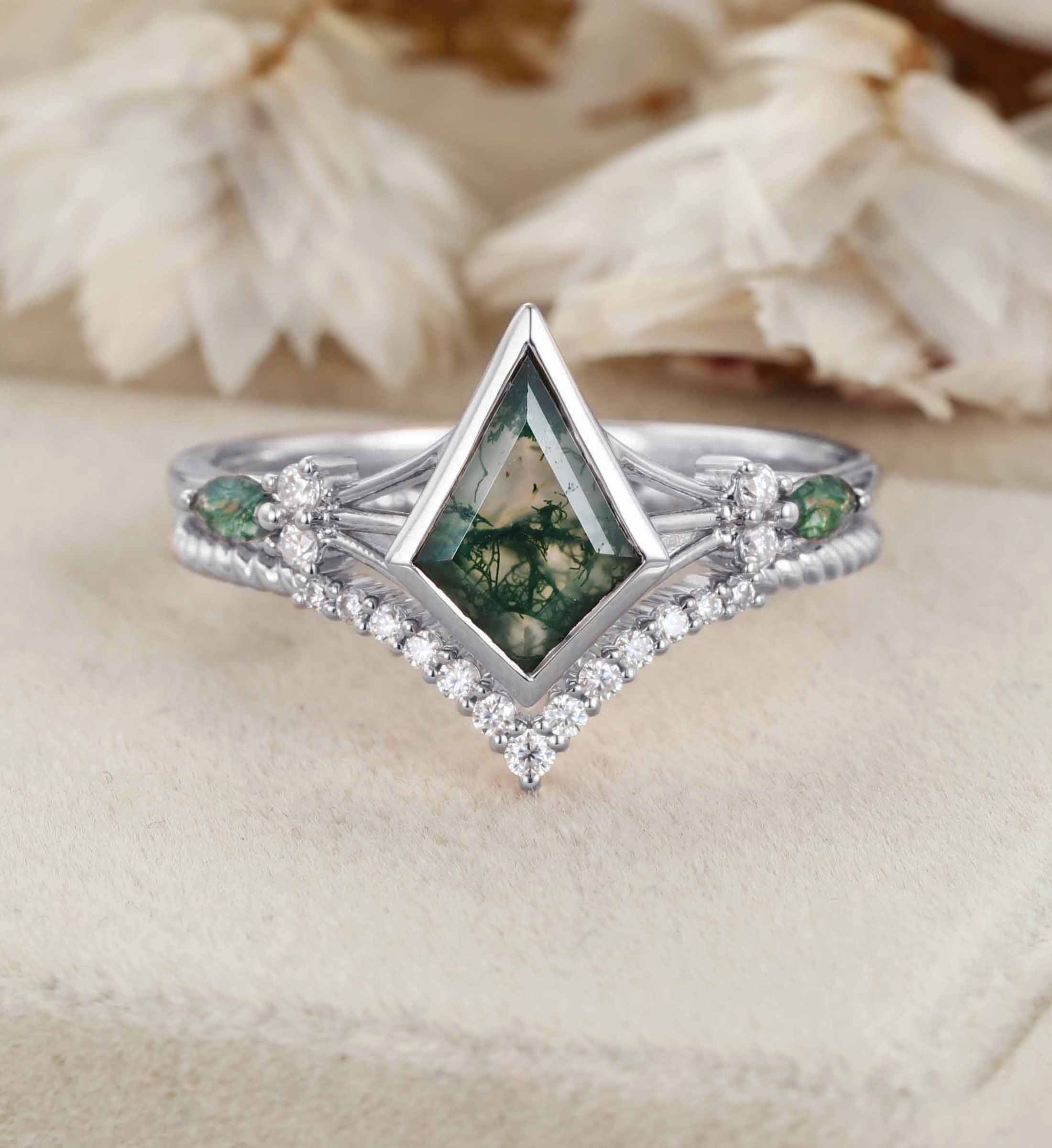 Unique Kite Cut Green Moss Agate Engagement Ring Set 14k Rose Gold Moissanite Wedding Ring Set Gift