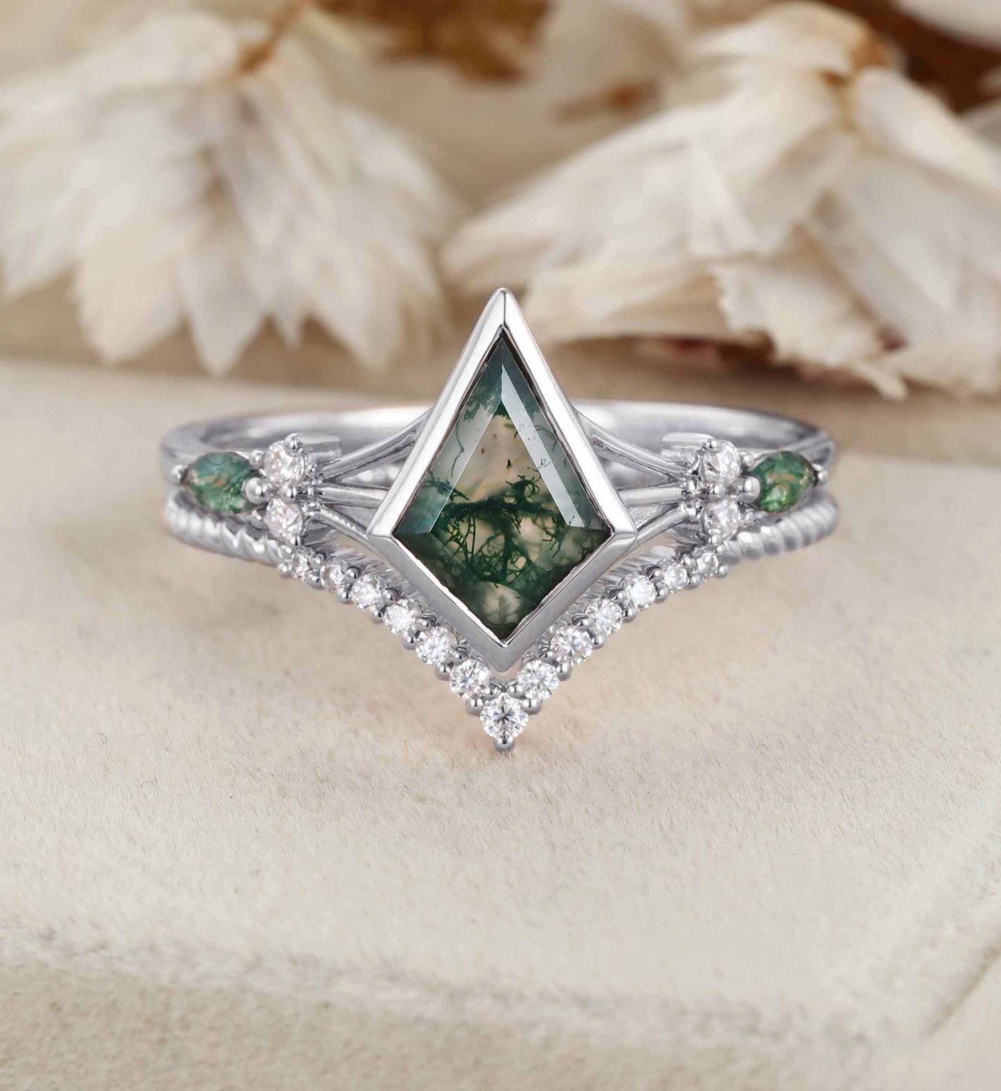 Unique Kite Cut Green Moss Agate Engagement Ring Set 14k Rose Gold Moissanite Wedding Ring Set Gift