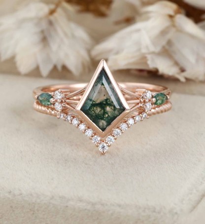 Unique Kite Cut Green Moss Agate Engagement Ring Set 14k Rose Gold Moissanite Wedding Ring Set Gift