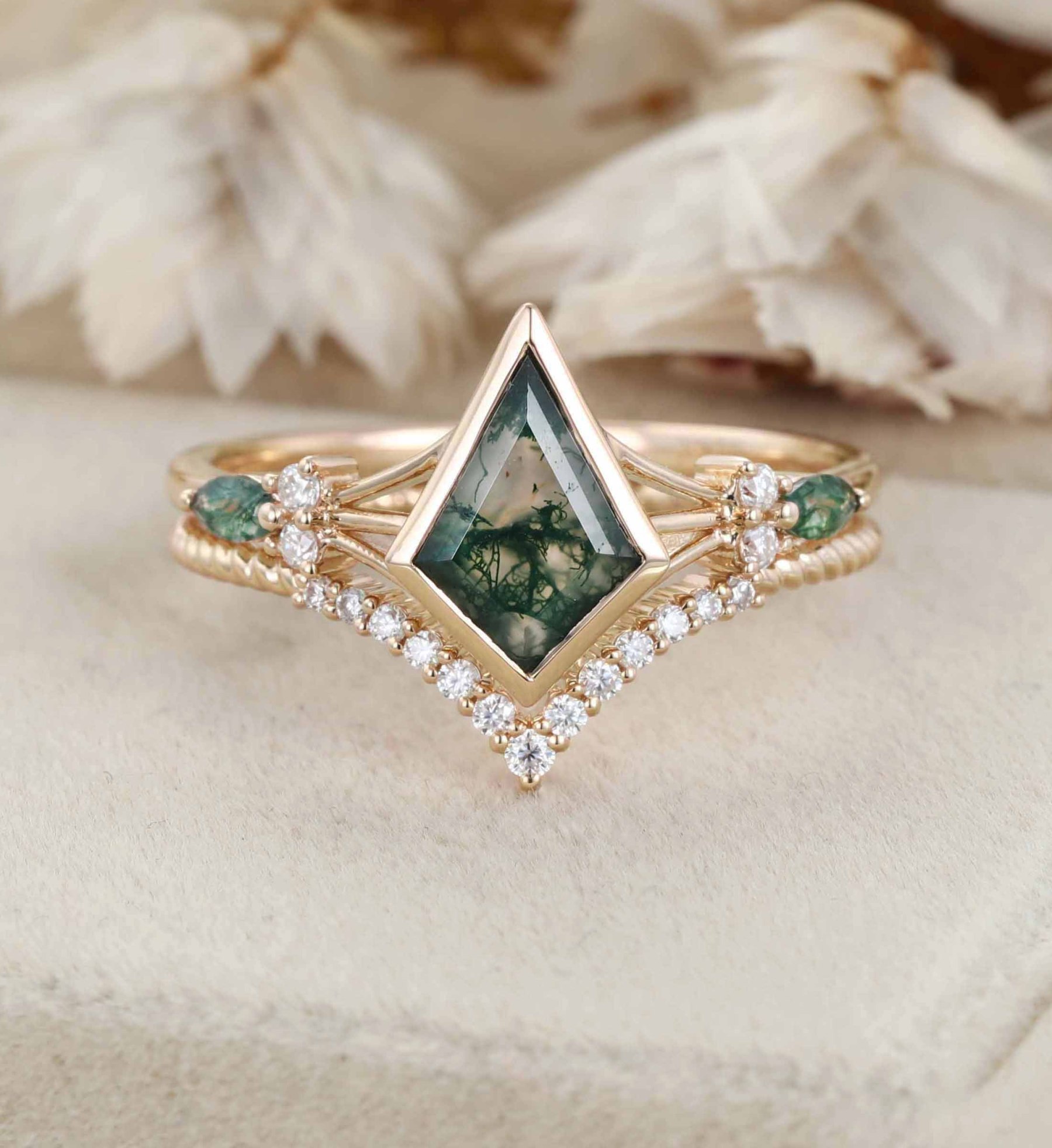 Unique Kite Cut Green Moss Agate Engagement Ring Set 14k Rose Gold Moissanite Wedding Ring Set Gift