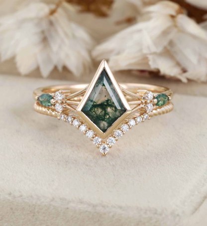 Unique Kite Cut Green Moss Agate Engagement Ring Set 14k Rose Gold Moissanite Wedding Ring Set Gift