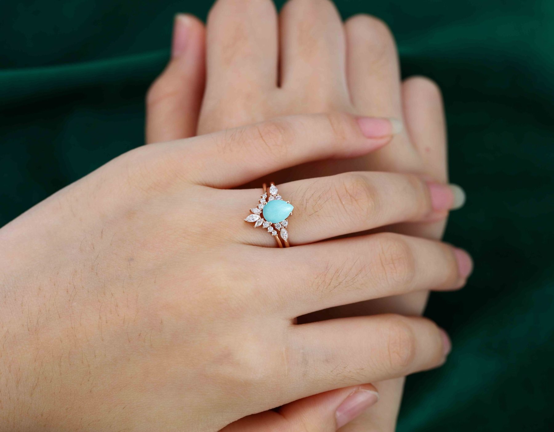 Unique Pear shaped Turquoise Engagement Ring Set Vintage Rose Gold Blue Turquoise Bridal Rings Marquise Moissanite Wedding Band Rings For Women