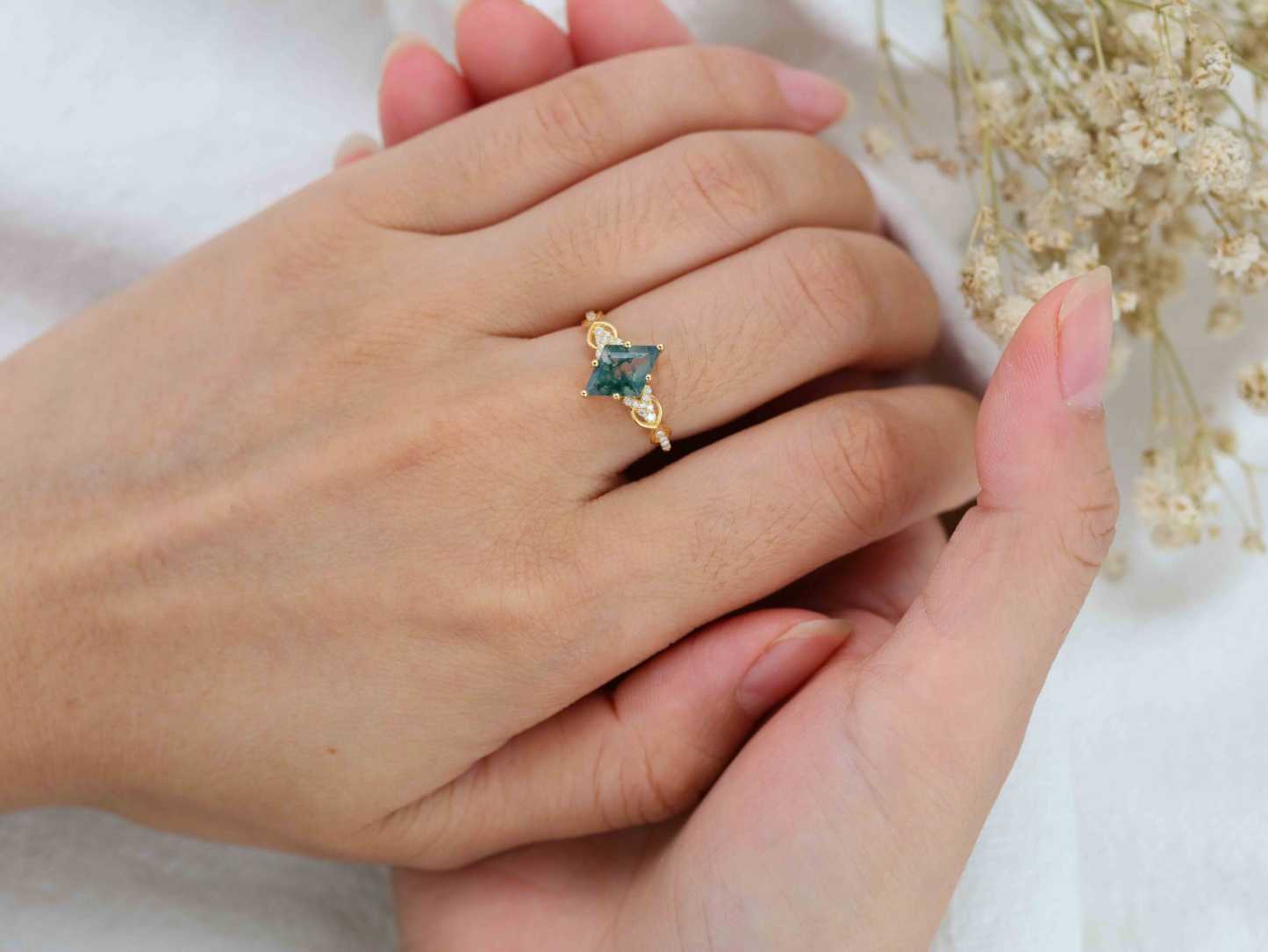 Unique Rhombus Moss Agate Engagement Ring Natural Moss Agate Wedding Ring Vintage 14k Yellow Gold Rings For Women Anniversary Ring