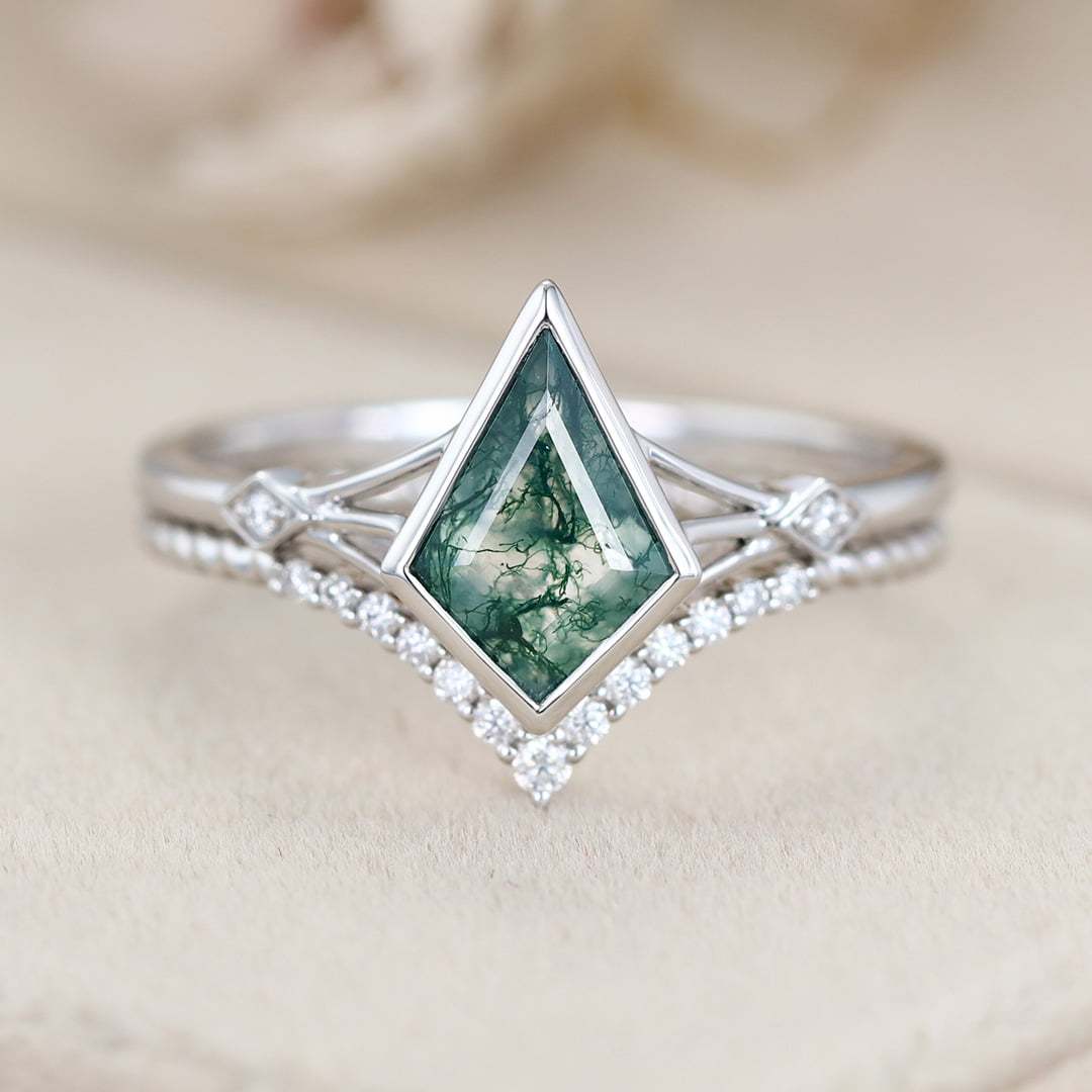 Unique kite cut Natura moss agate engagement ring set White gold engagement moissanite ring for women vintage bridal wedding ring set gift