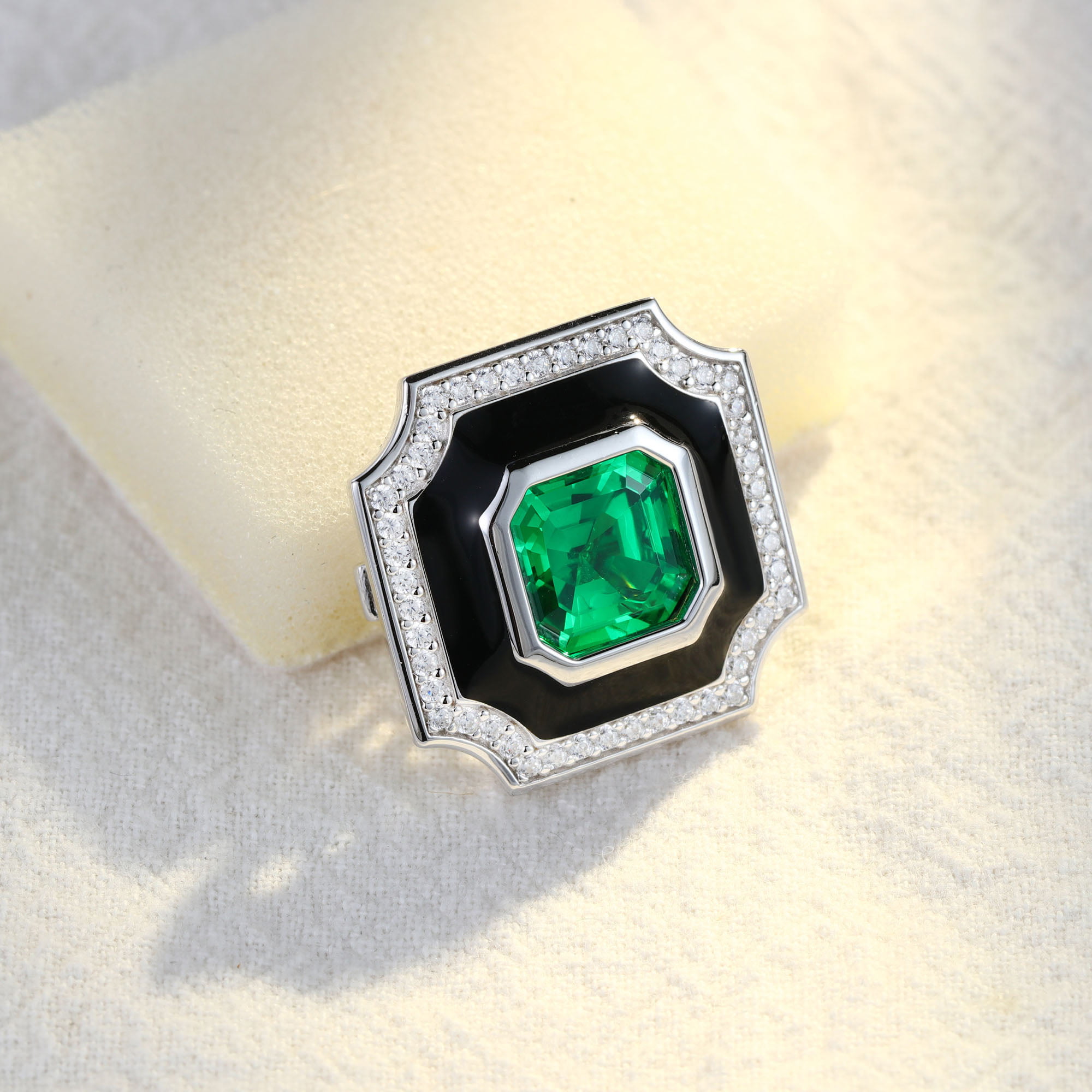 Vintage Emerald Brooch Octagon Shape Enameled Pedant Pins 14K White Gold Multi Halo Beautiful Brooch